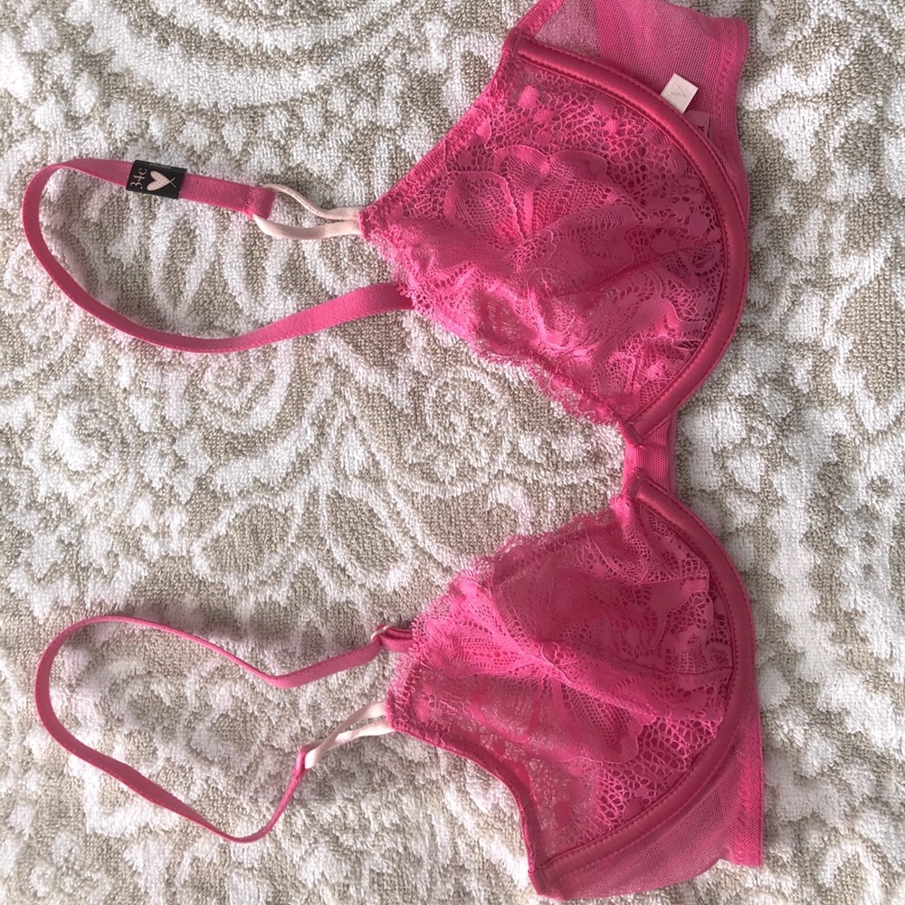 Brand new Victoria’s Secret Bra